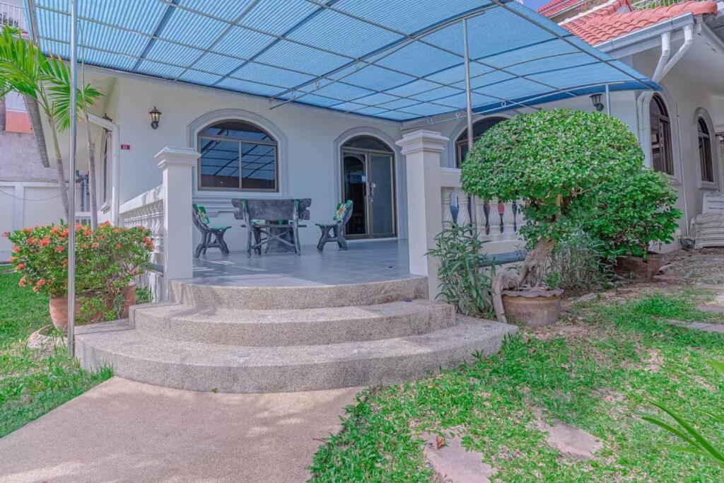 3-2br Huge Pool, Bbq, 300m-beach, 5 Mins To Walking Street *