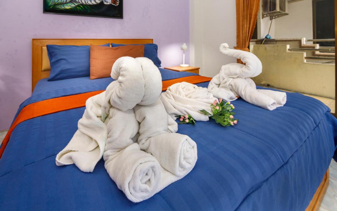 Traveller's Rest Sports Bar Guest house 2*