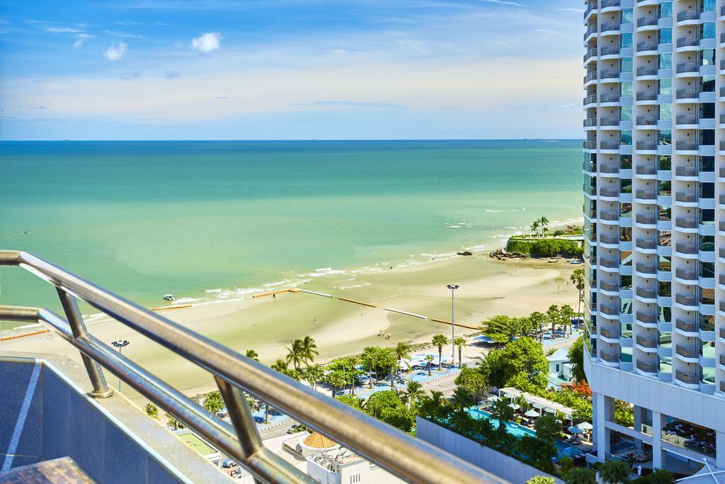 Markland Beachfront By Fantasea Beach Apartment