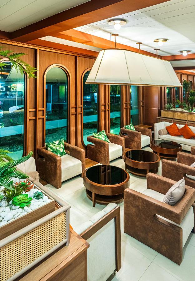 Hotel A-one The Royal Cruise - Sha Extra 4*