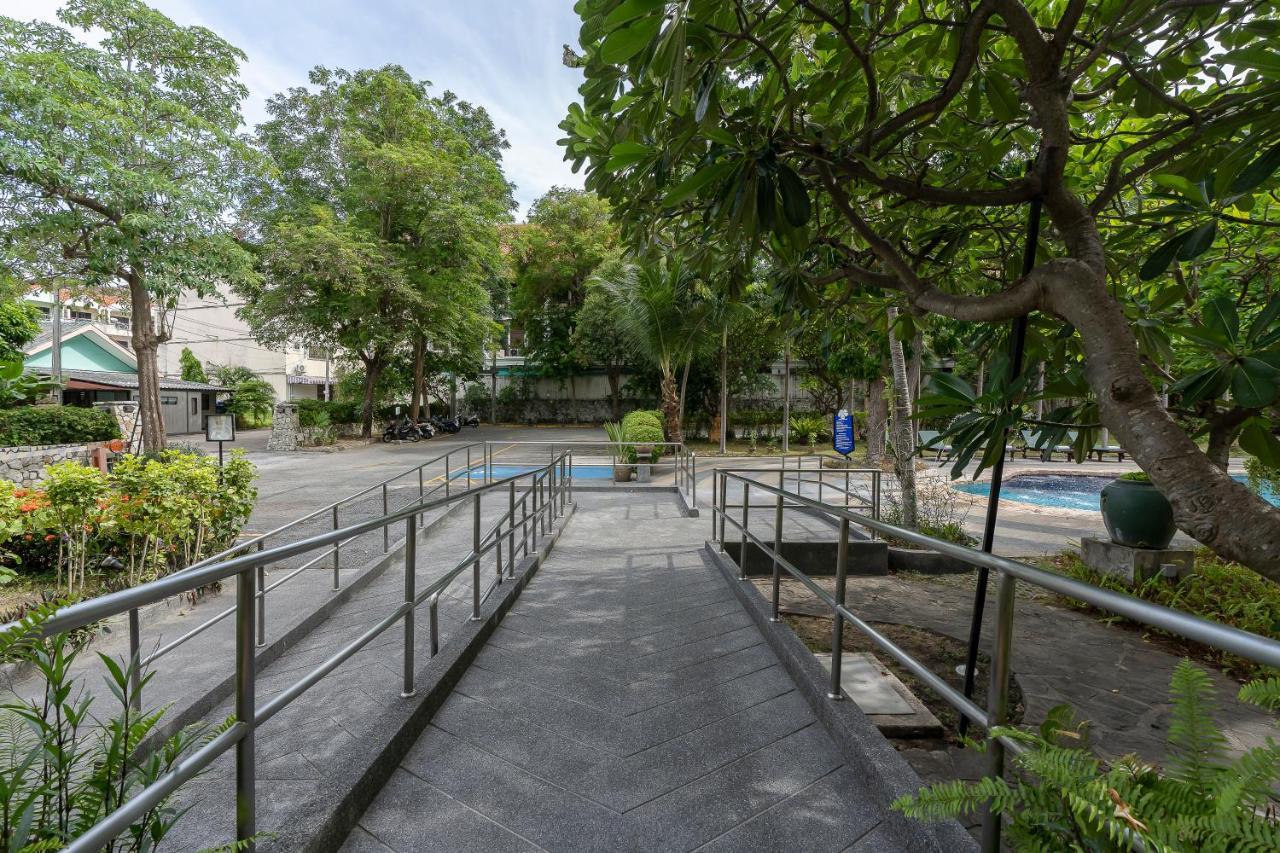 Hotel Bella 3rd Road 3*