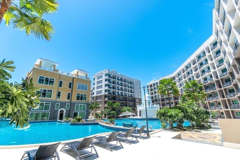 โรงแรม อาร์คาเดีย บีช คอนโดพัทยา วอล์คกิ้งสตรีท Arcadia *