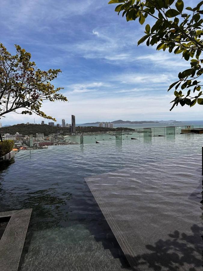 Edge Central Apartment Pattaya