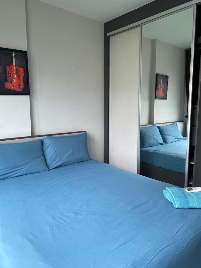 The Base 市中心海边近步行街和商场的一卧室公寓 Apartment *