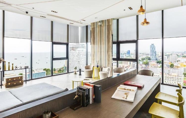 Base Quiet King-bed With Infinity Pool & Free Netflix! Apartment *