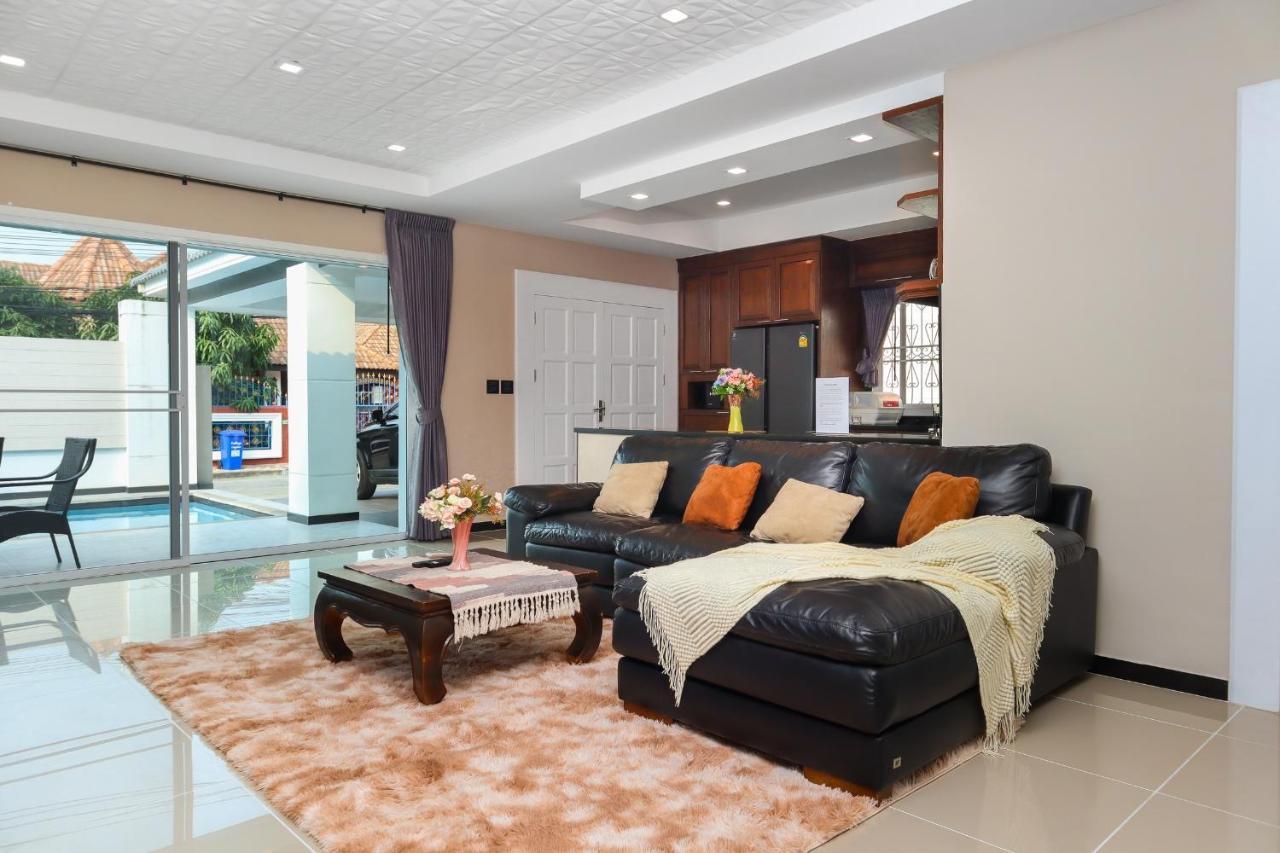 Pousada Cityhouse-oscar,pool 4bedrooms-jacuzzi-walking Street 10min Pattaya
