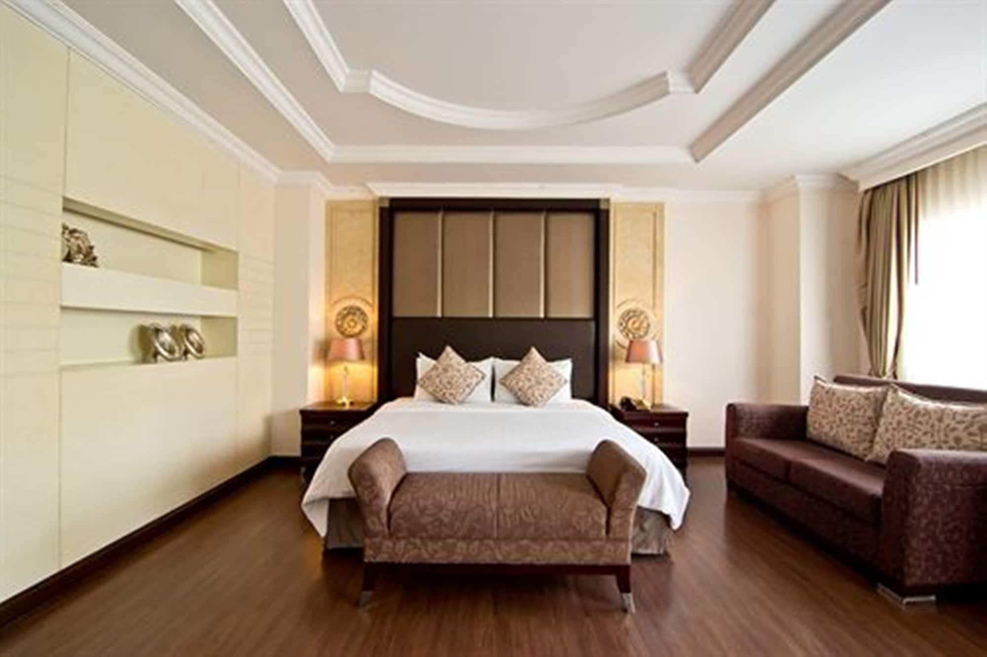 Hotel Lk