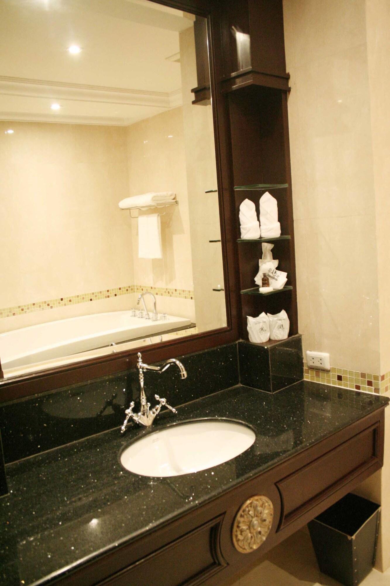 Lk Hotel