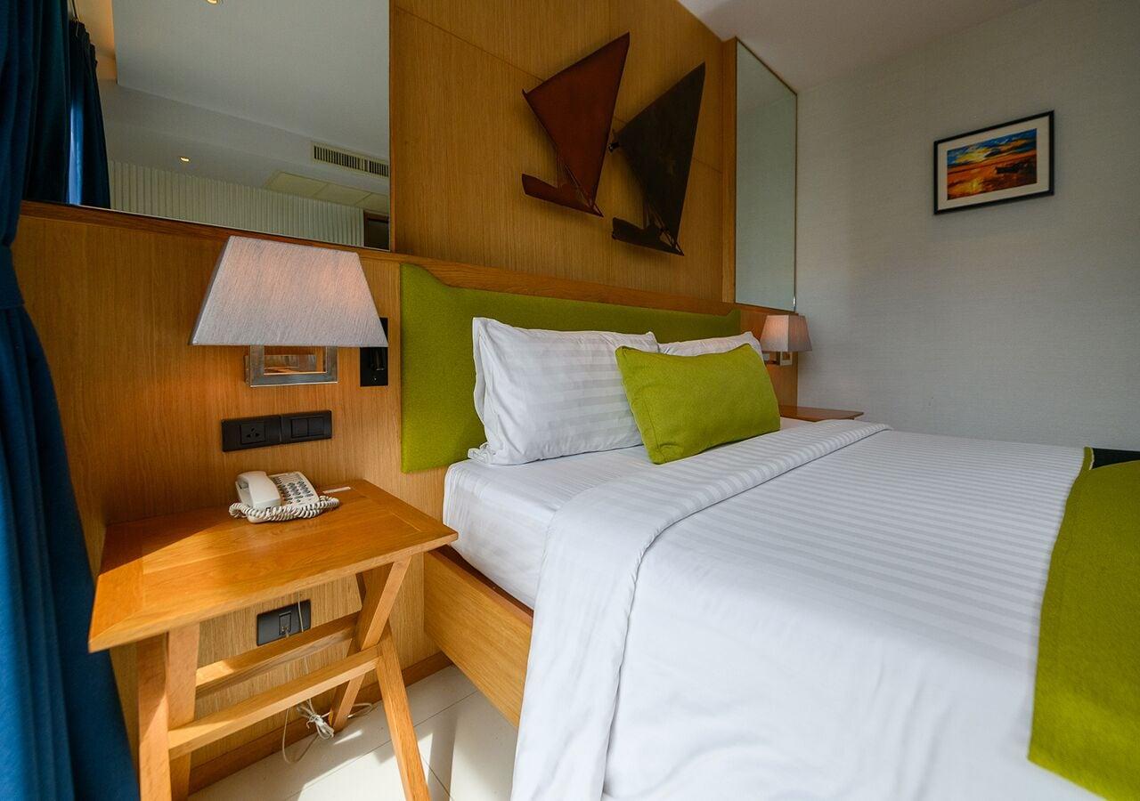 Deep Blue Z10 Hotel 3*