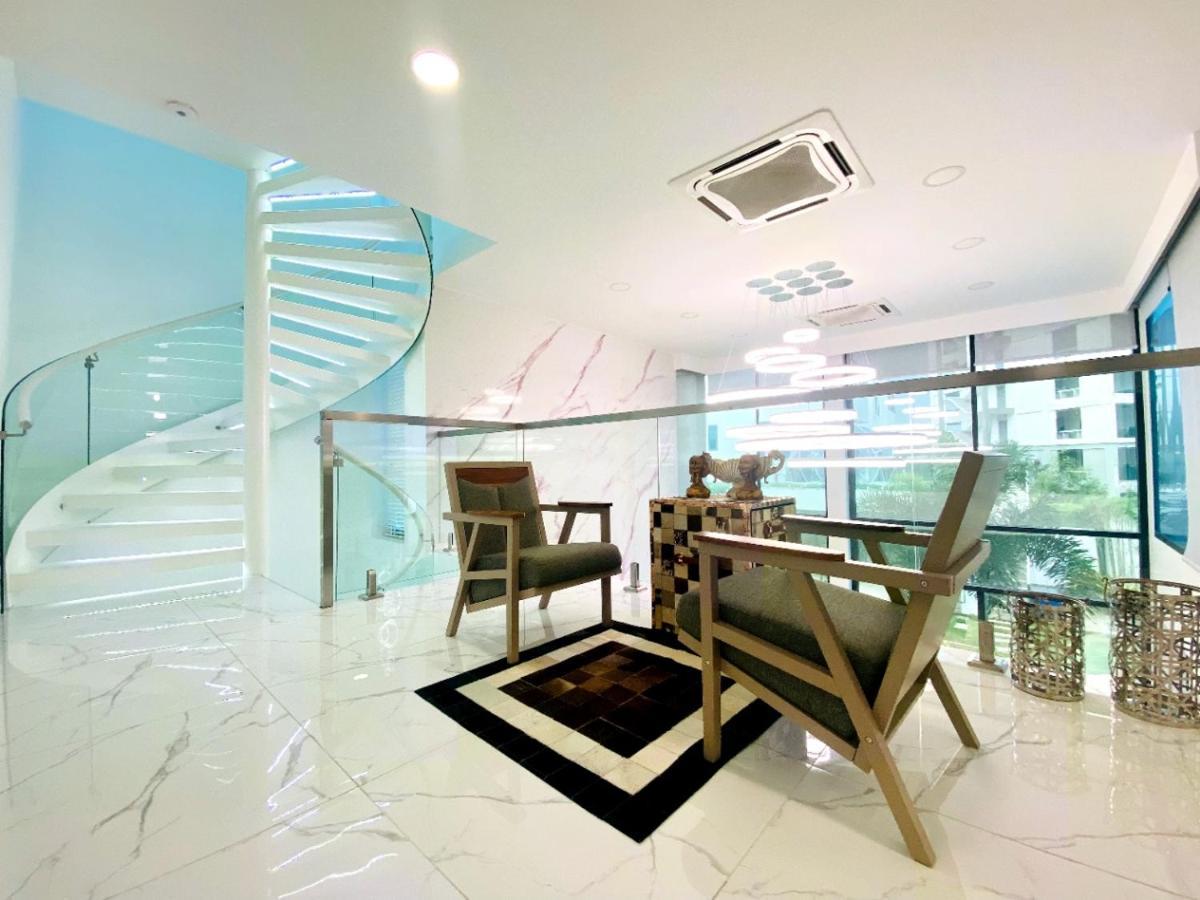 Villa Yz 162/265 芭提雅市中心棕榈泉泳池独栋别墅 Palm Spring Pattaya