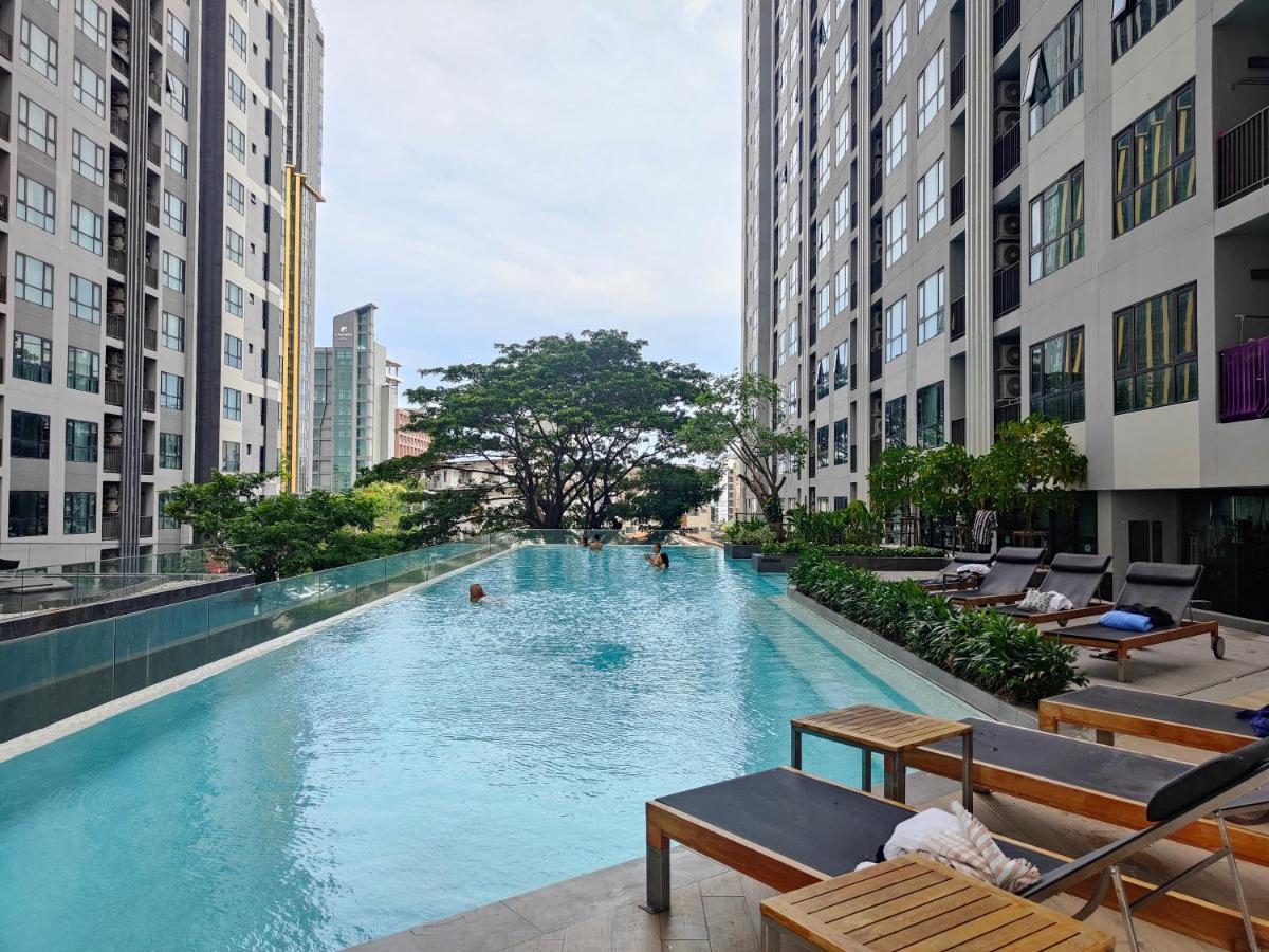 The Base Th Apartment *