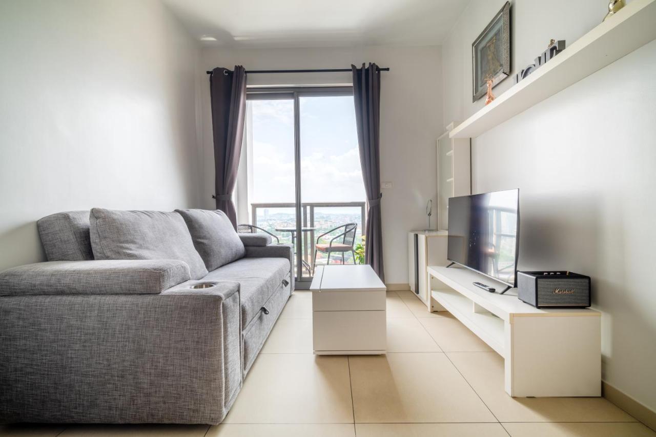 Unixx By Chris Apartment *