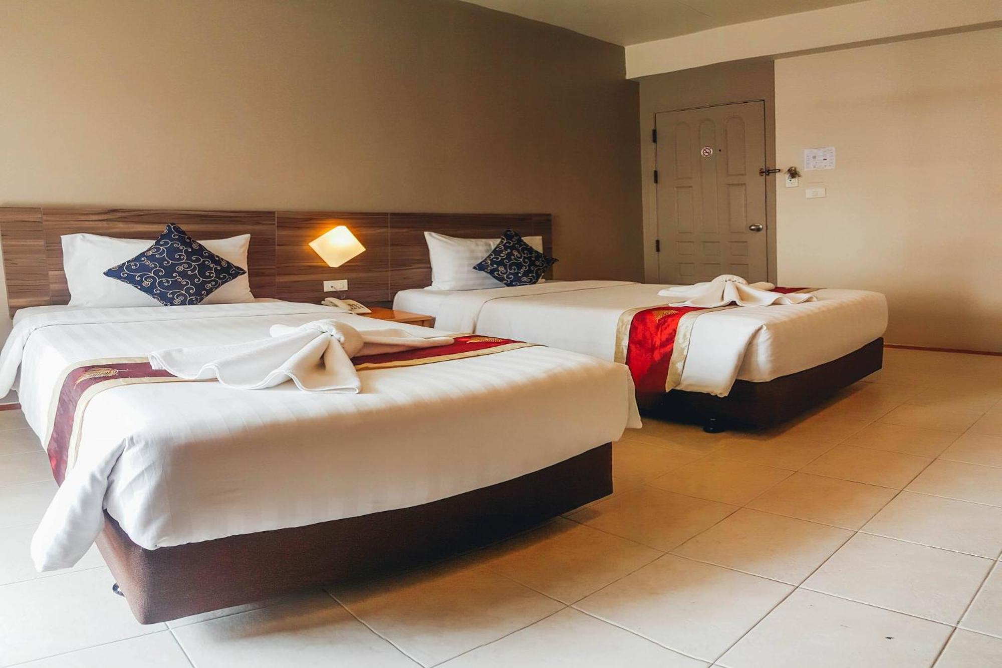 Eastiny Hotel 3*