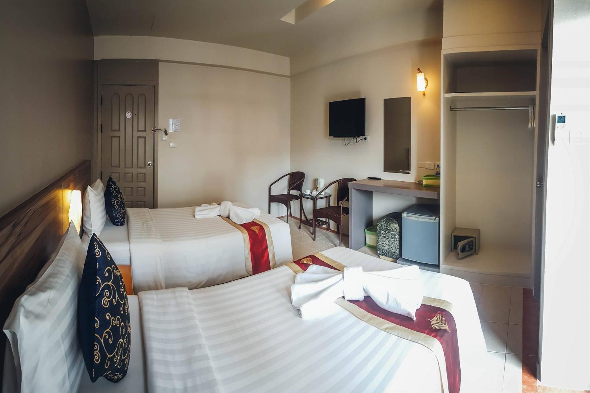Eastiny Hotel 3*