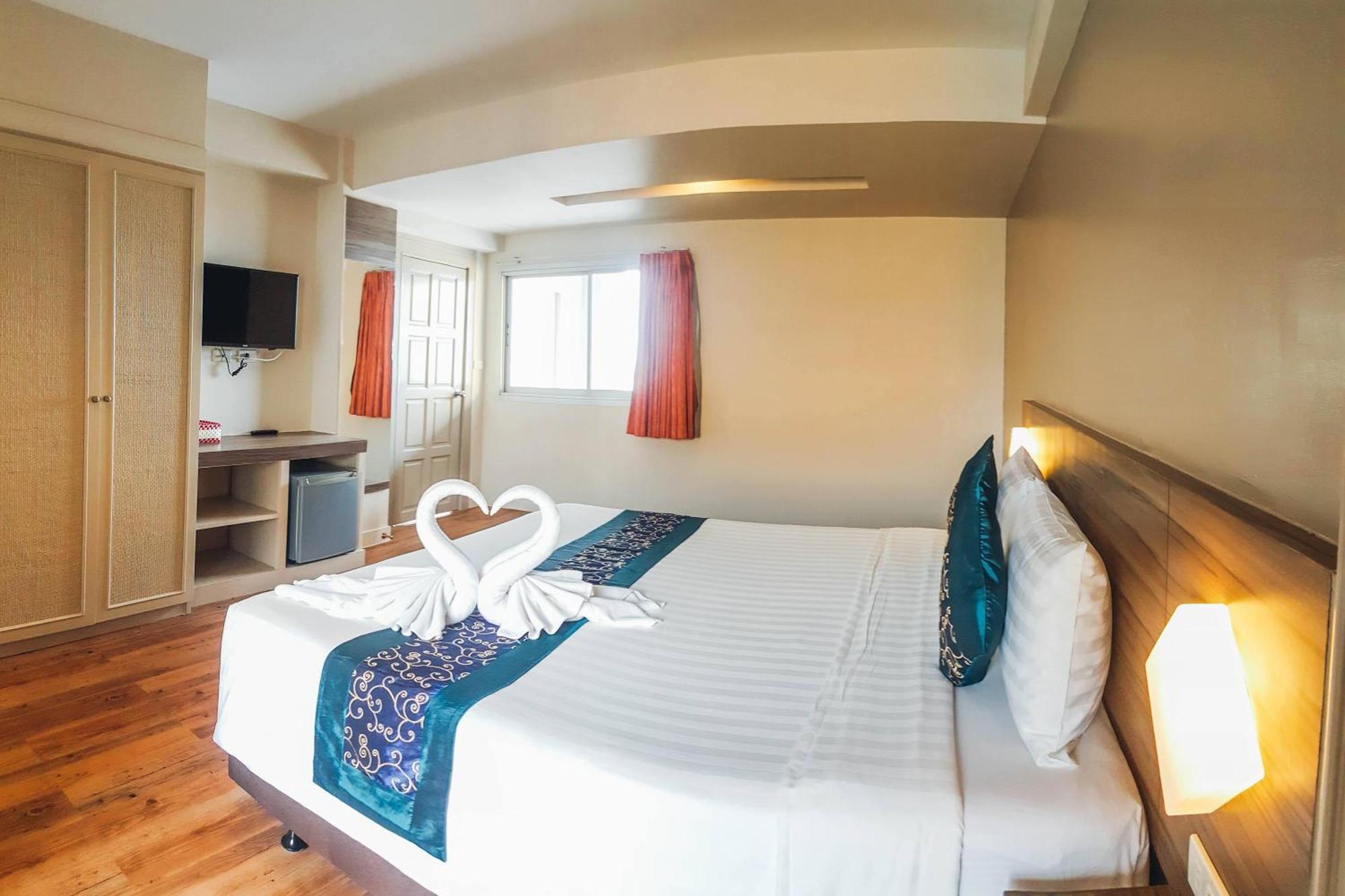 Eastiny Hotel 3*
