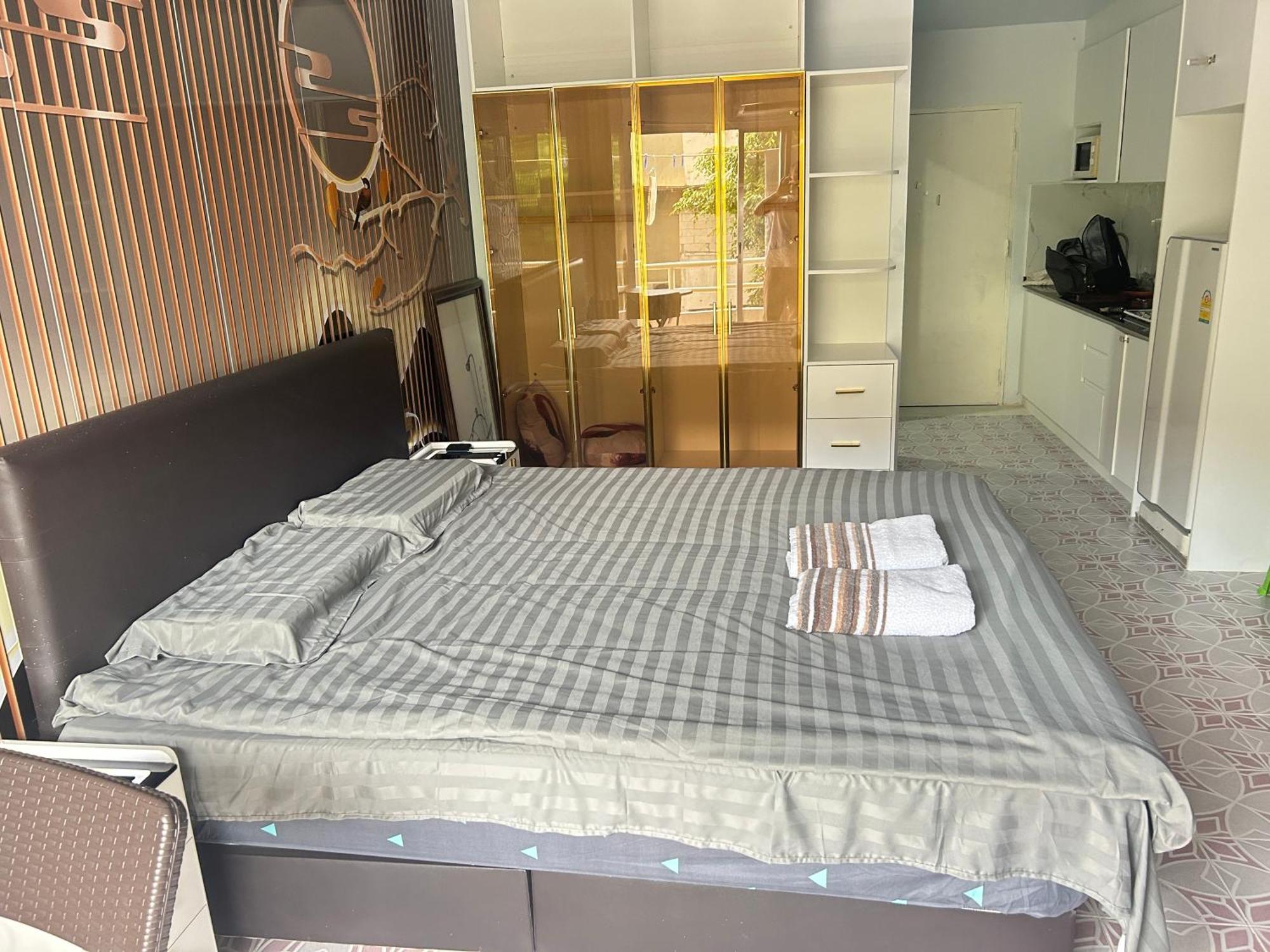 Apartment Mina View 2 Pattaya