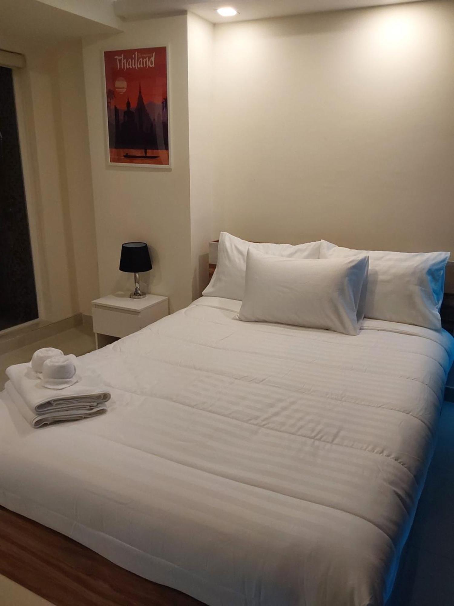 Grand Avenue, 2 Bed-/ 2 Bathroom, 70 Sqm, Pool View Pattaya