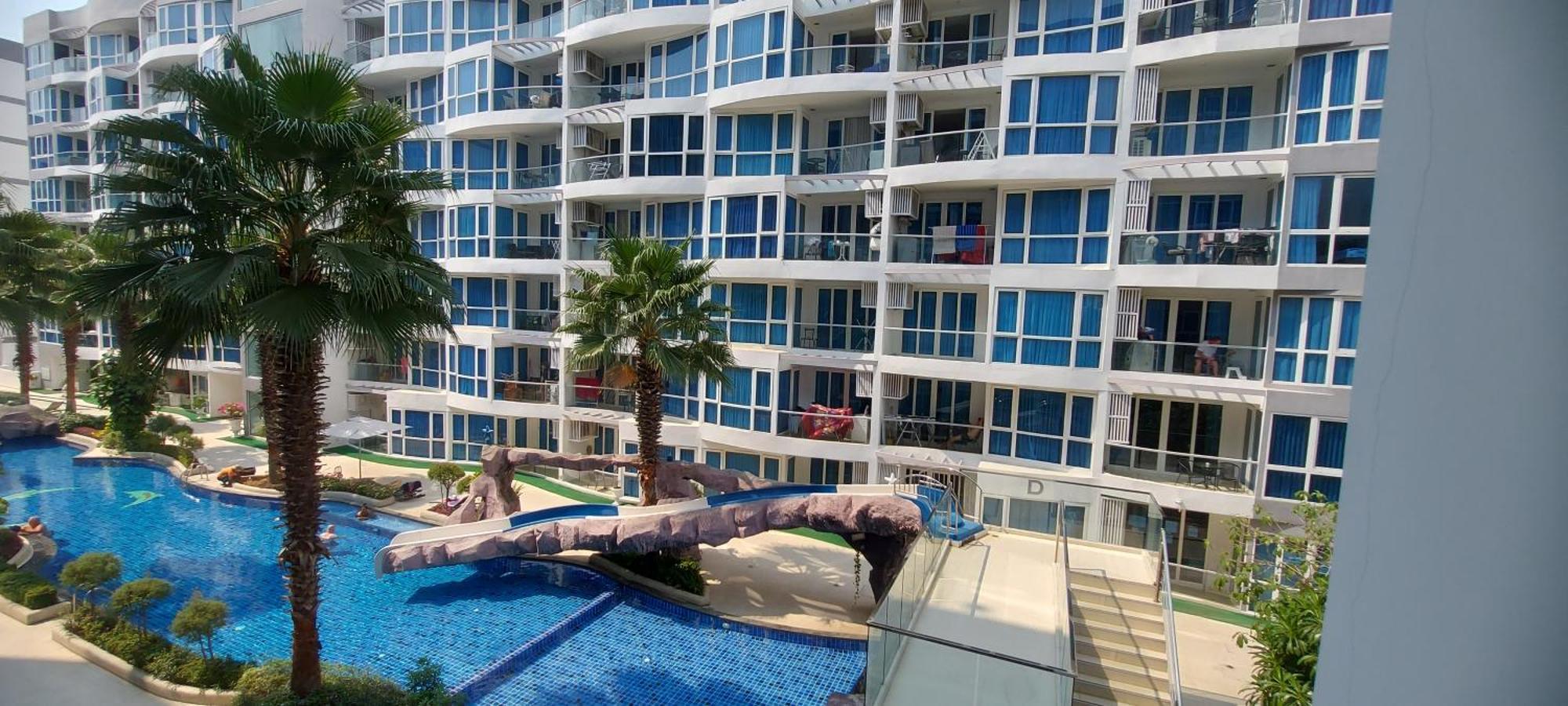 Apartment Grand Avenue, 2 Bed-/ 2 Bathroom, 70 Sqm, Pool View