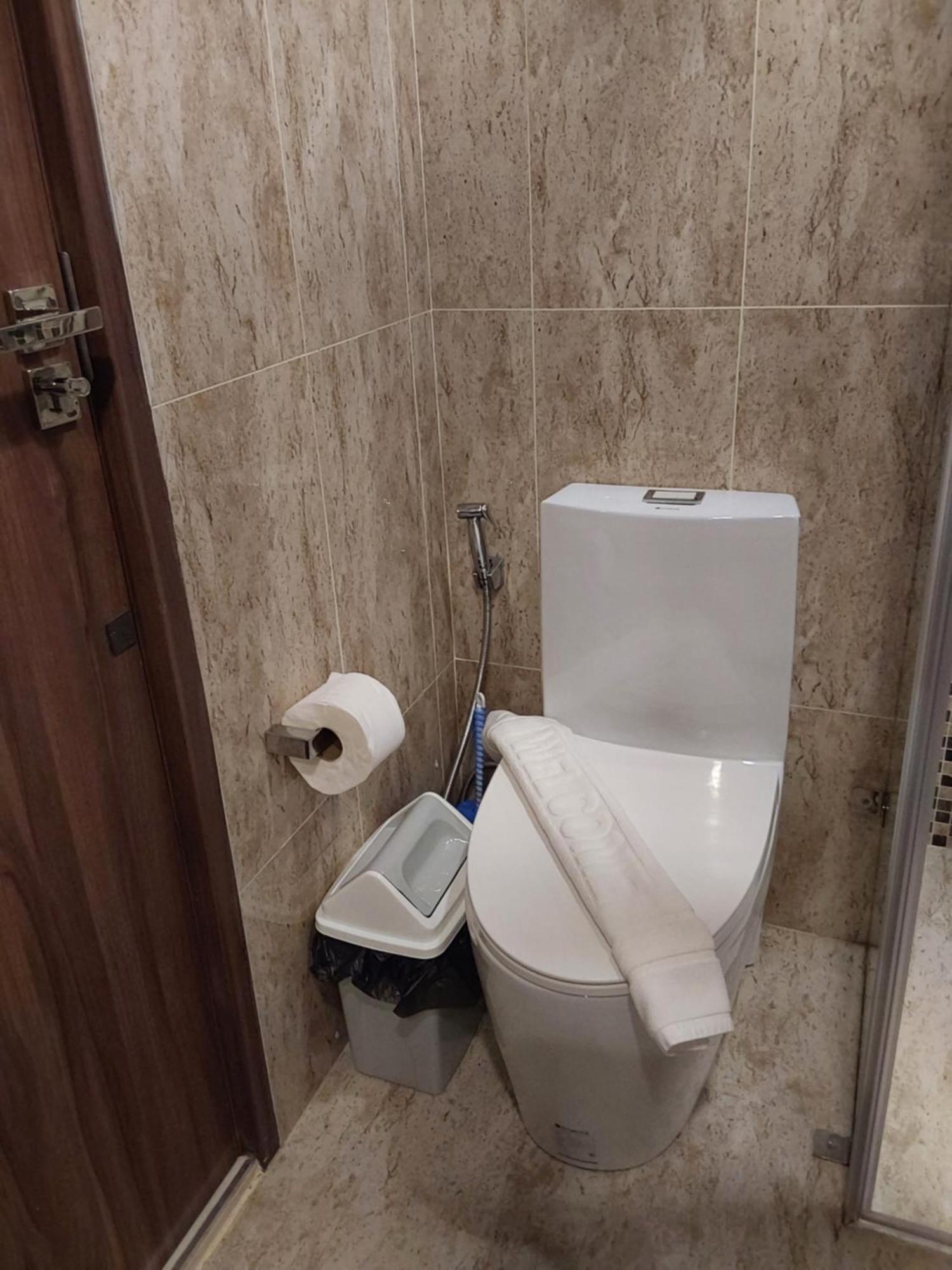 Grand Avenue, 2 Bed-/ 2 Bathroom, 70 Sqm, Pool View Pattaya