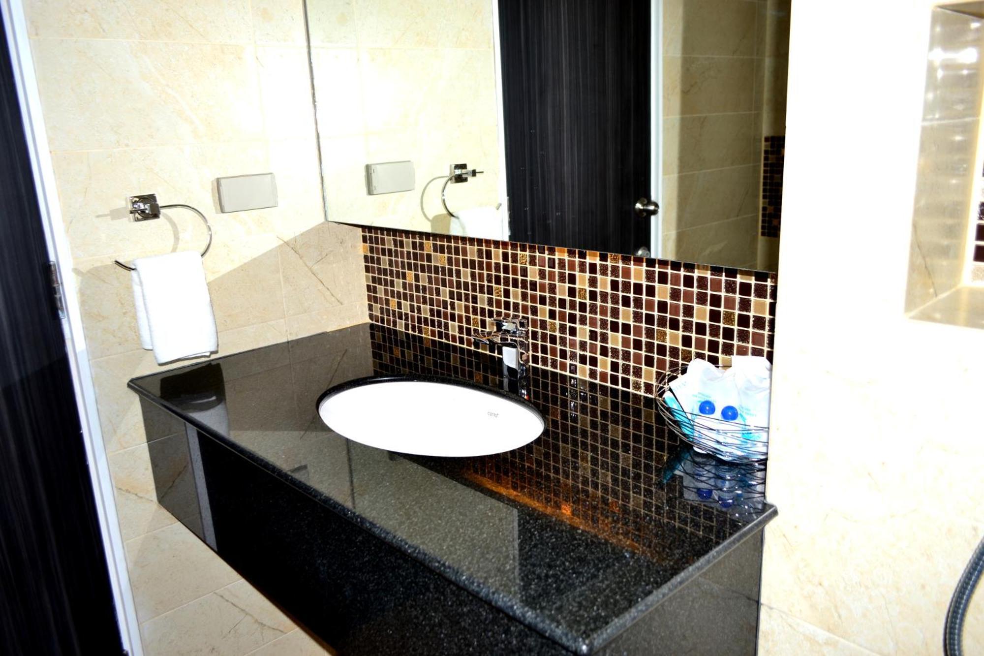 Hotel Flipper - Sha Extra Pattaya