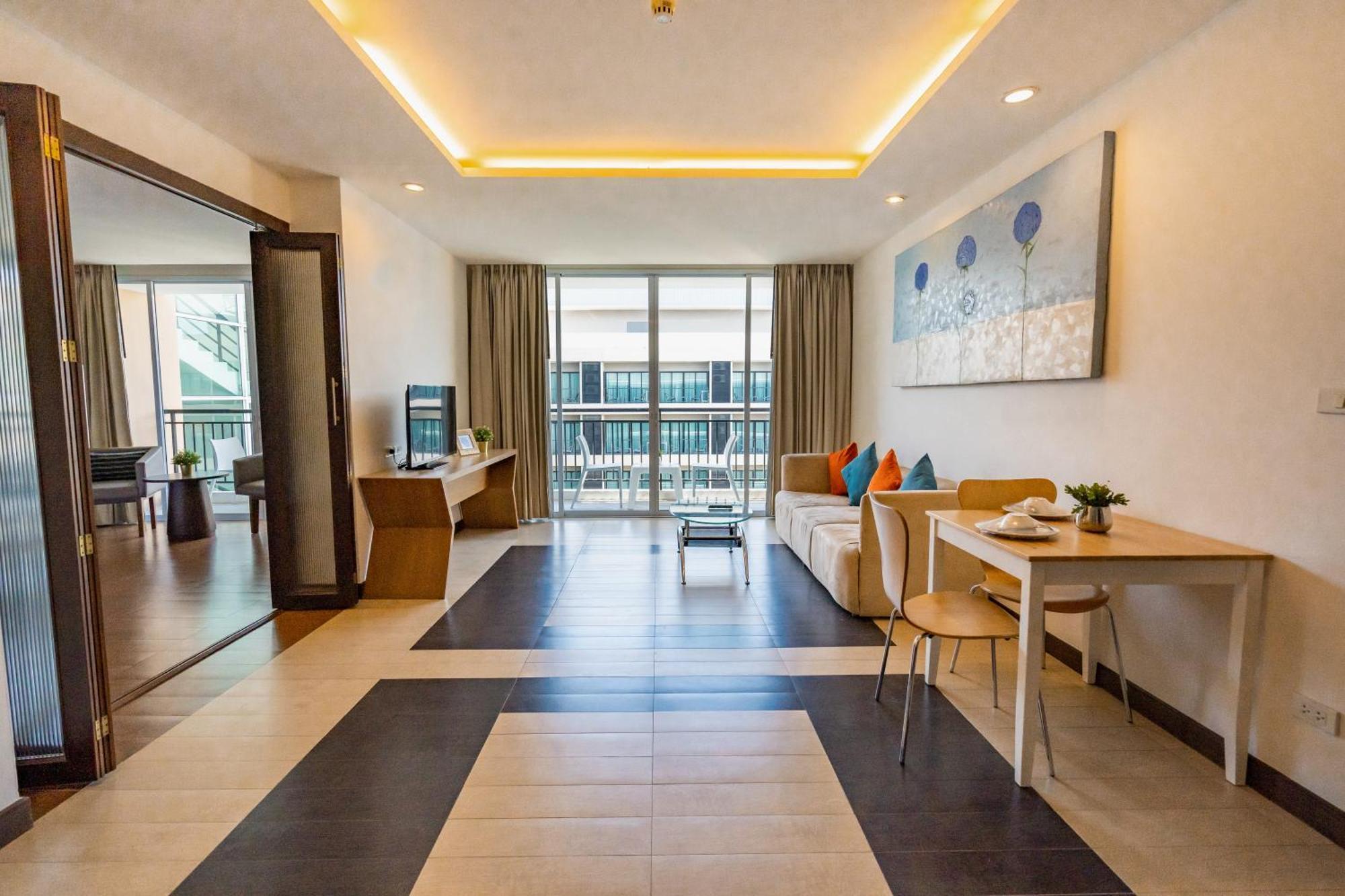 J 4* Pattaya