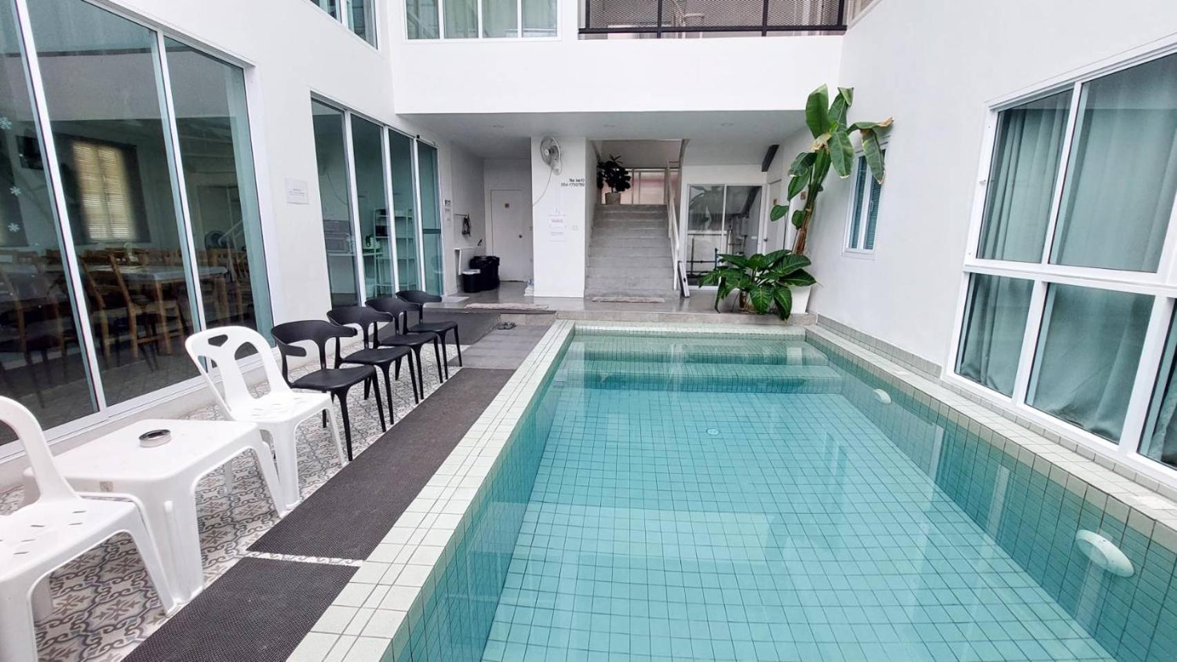 The Inn10: Pool With 9 Bedrooms Villa