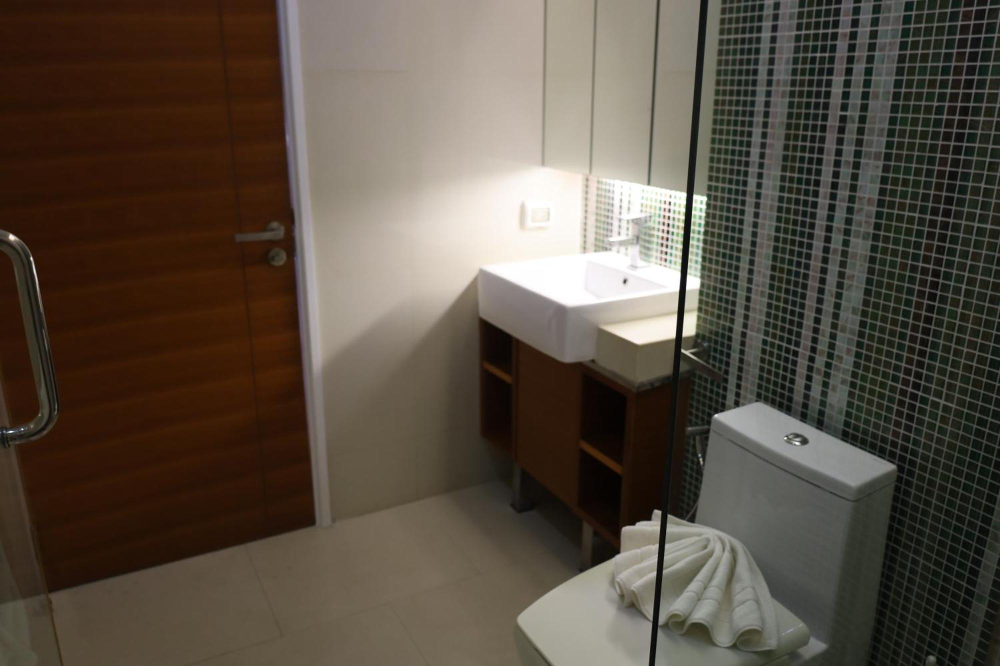 Premium Oceanview Apartment *