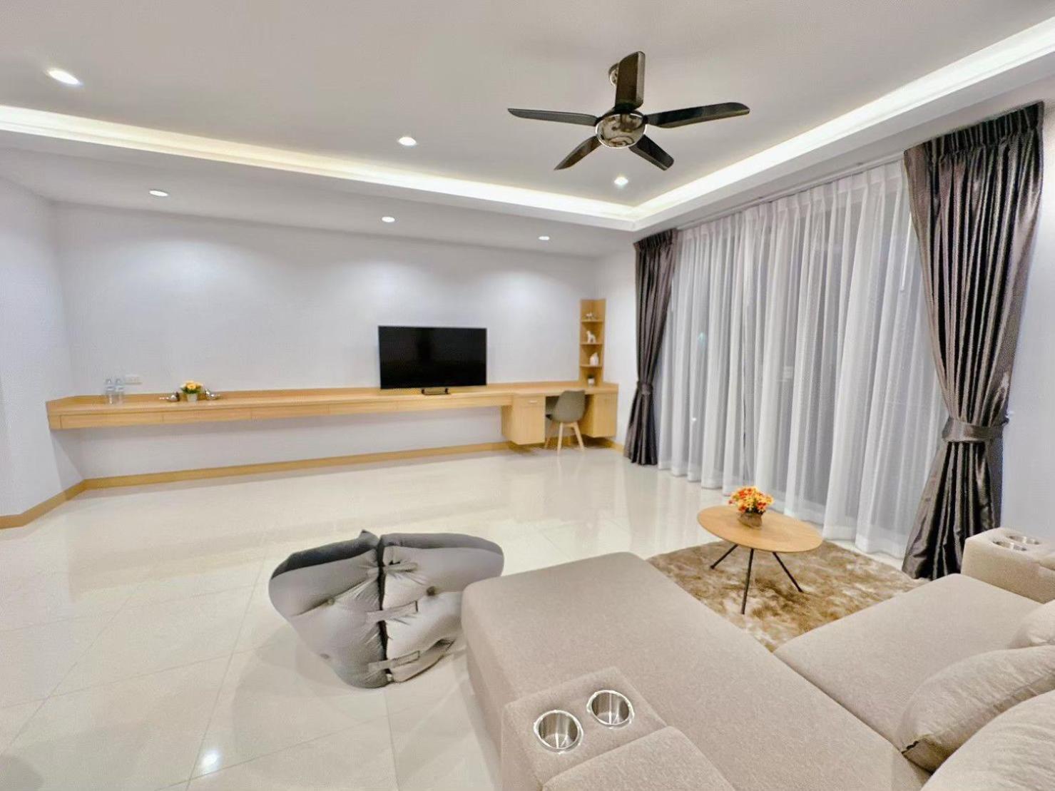 Tagvilla Lagoon Pool In 8 Bedroom *