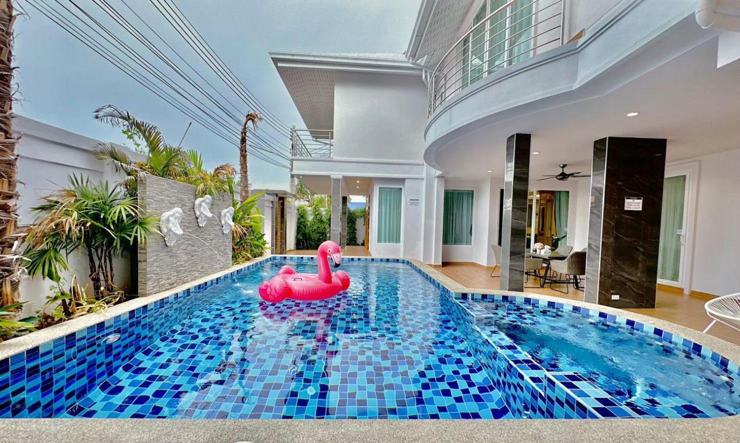 Tagvilla Lagoon Pool In 8 Bedroom Villa