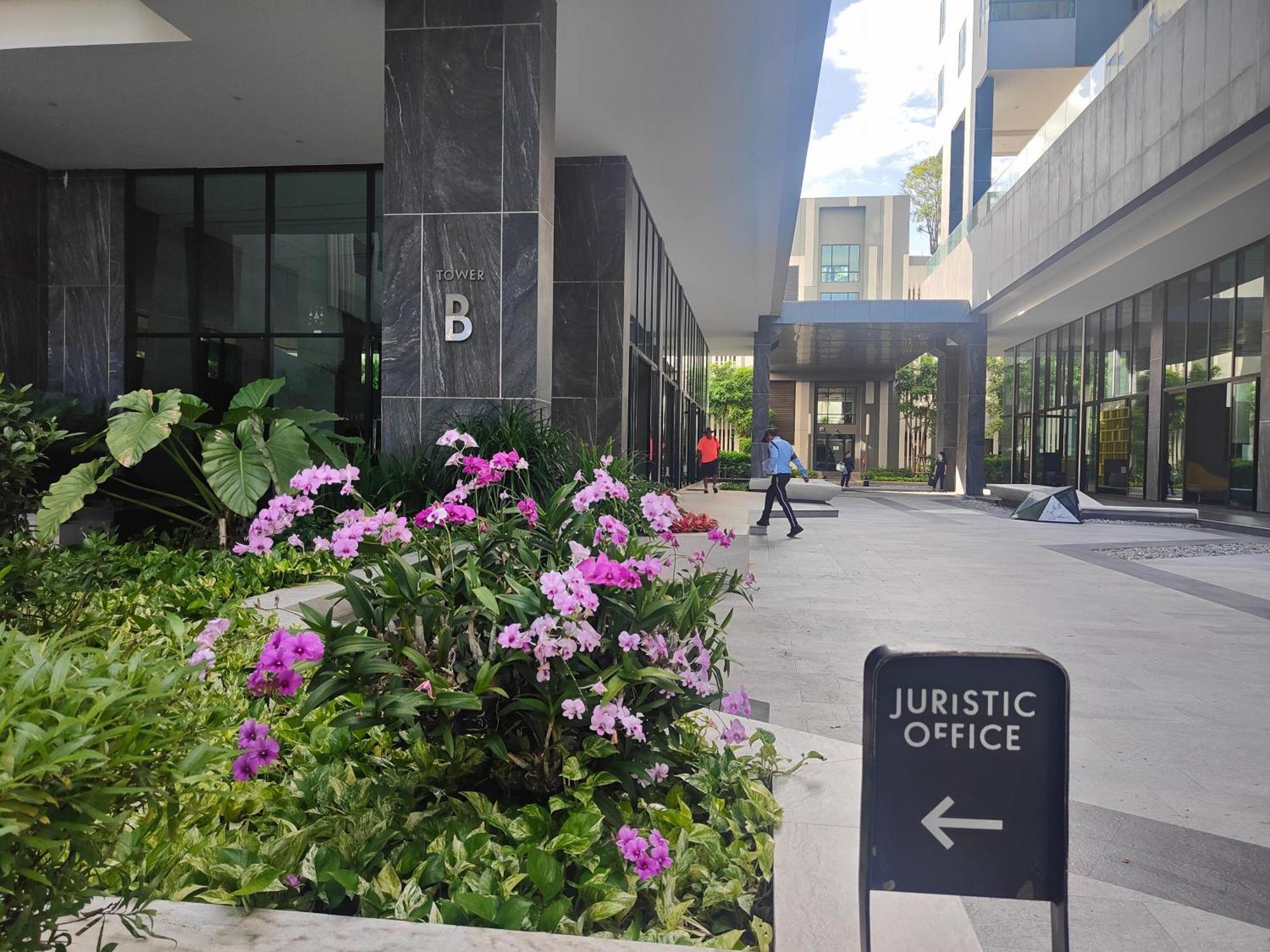 The Base Th Apartment *