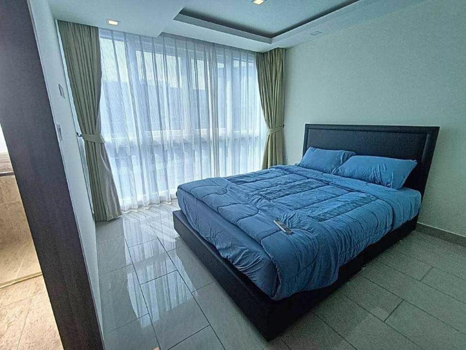 2 Beds 2 Baths In Apartment Pattaya