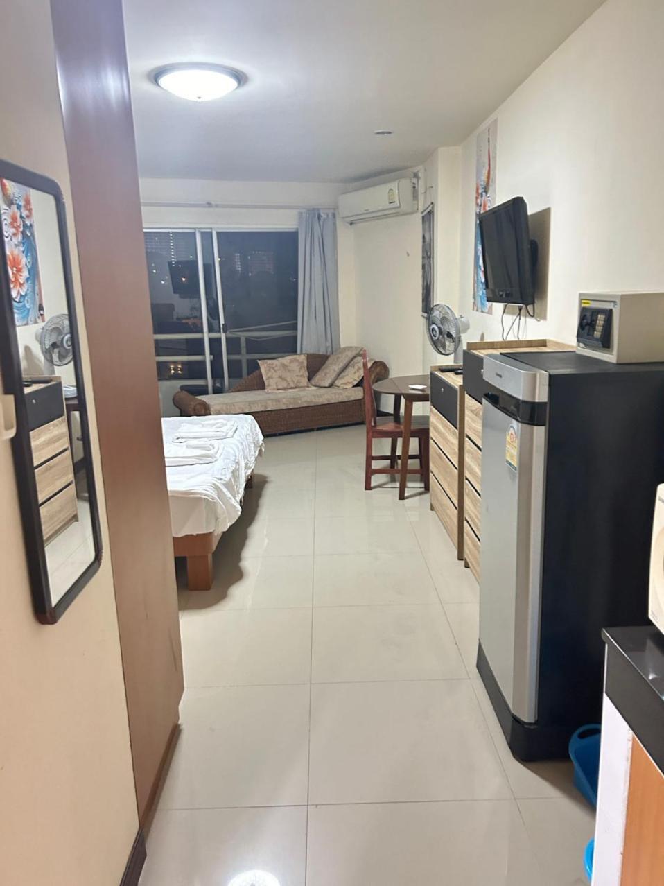 Mina View 7 Apartment Pattaya