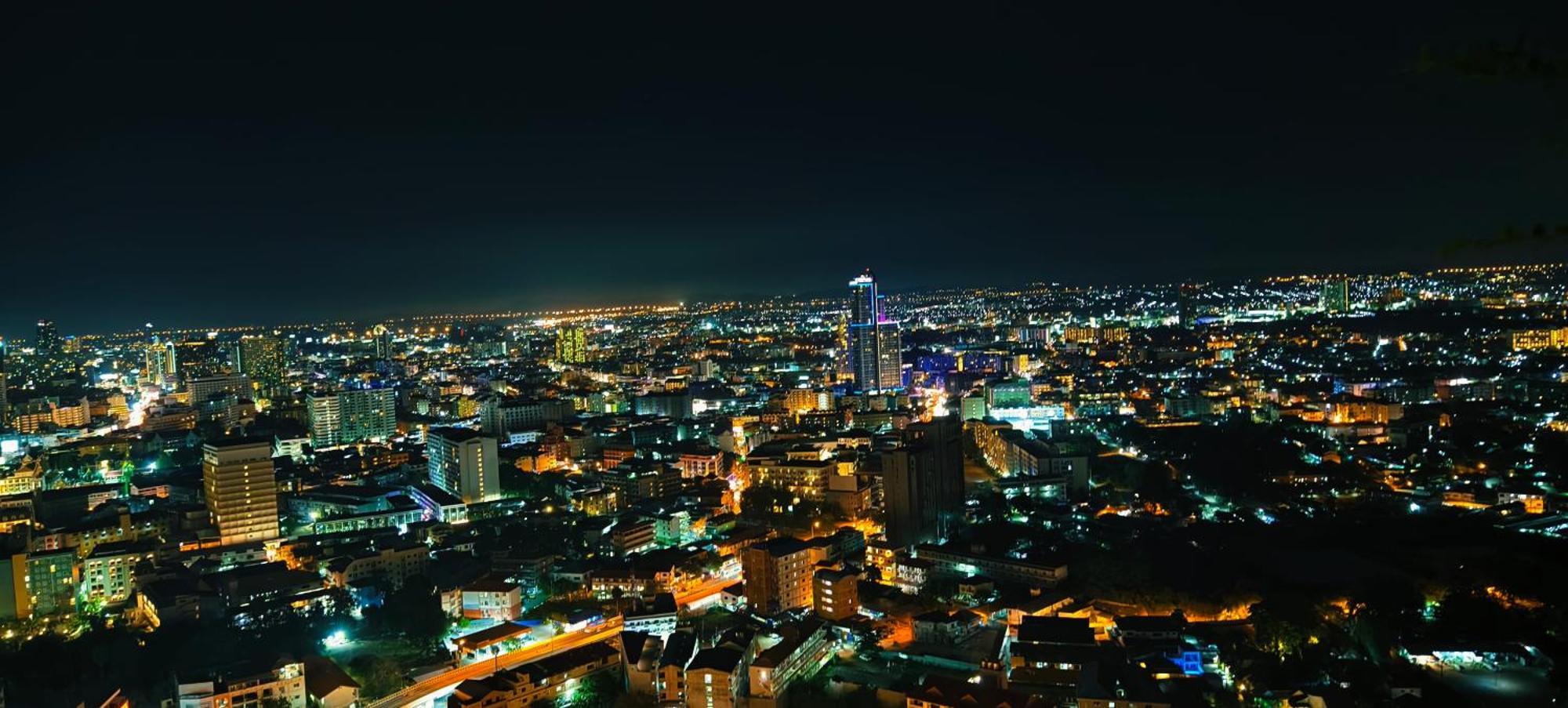 South Delux View Near Walking Street Pattaya