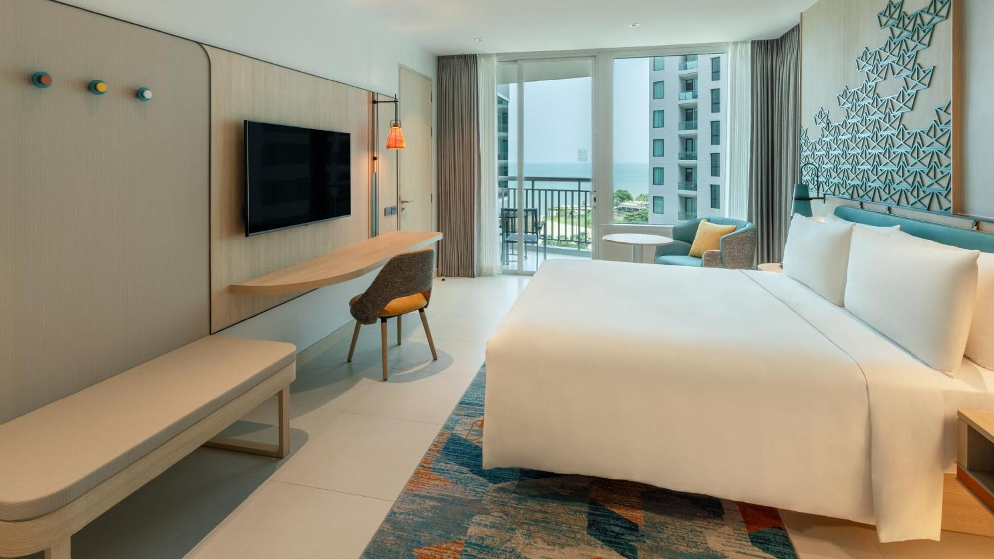 Hotel By Ihg