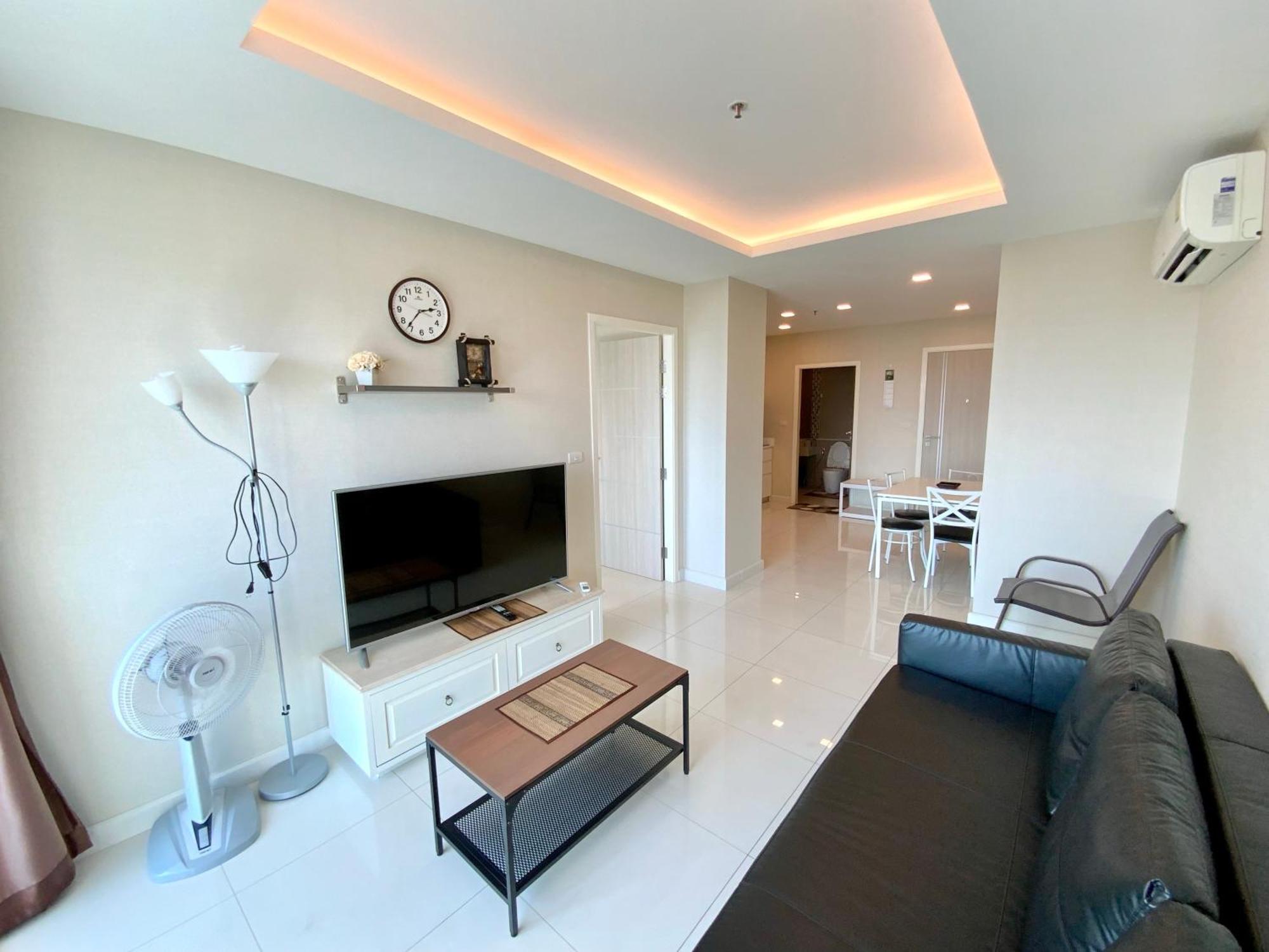 One Tower 1 Bed 16 By Thaiminatorpattaya * Pattaya