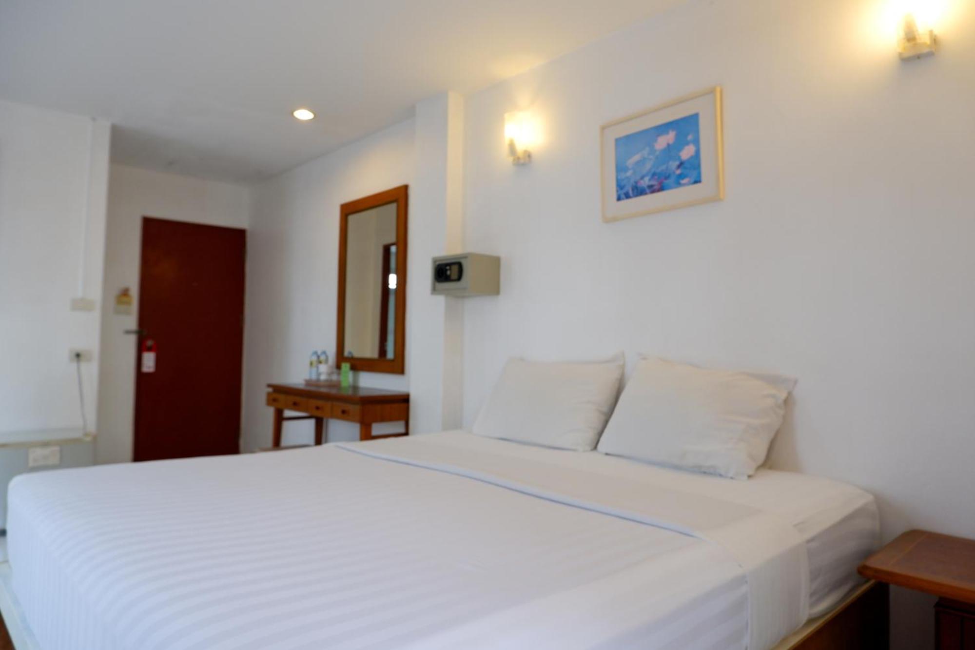 Hotel 18 Coins Budget Pattaya
