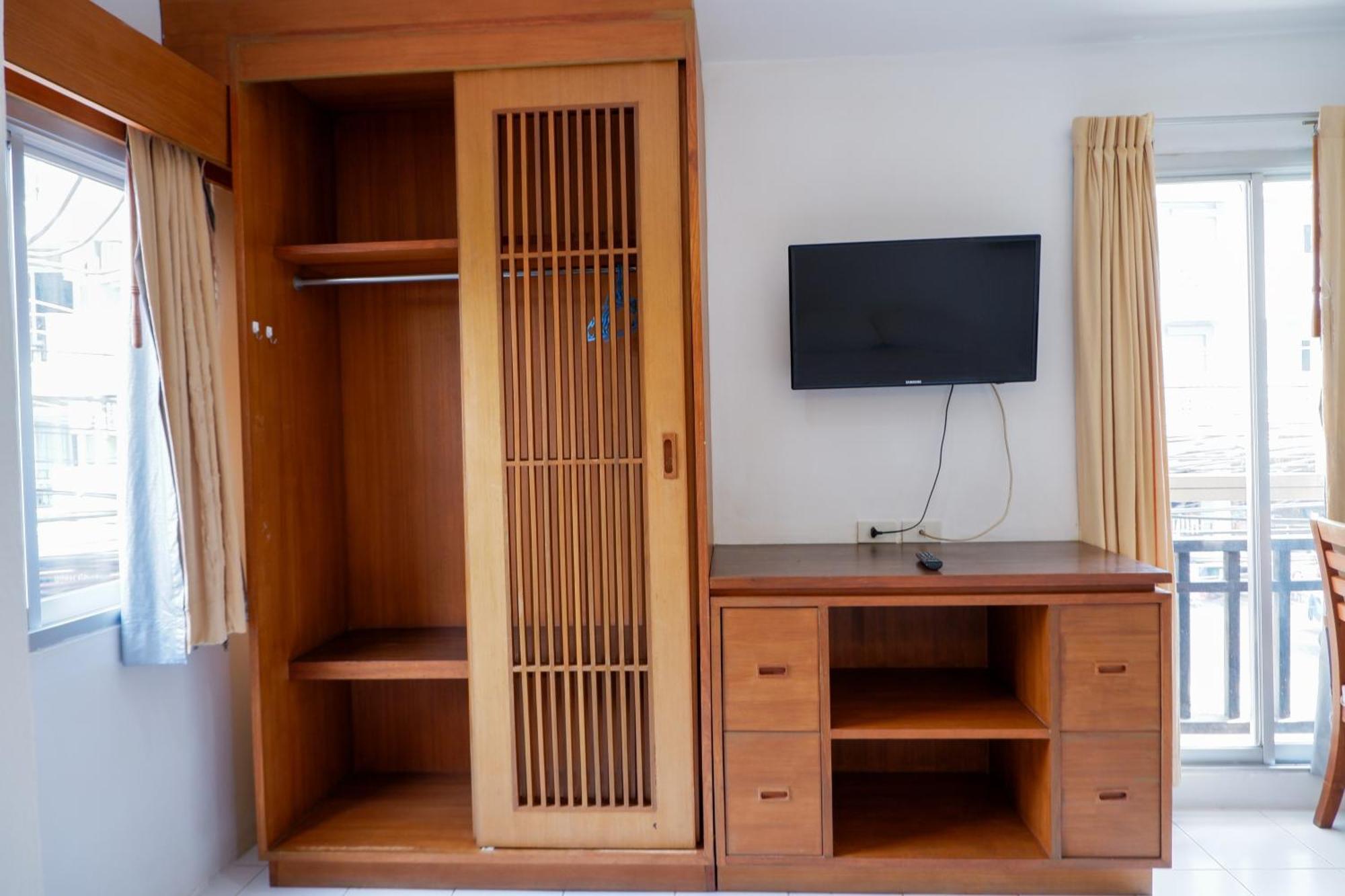 18 Coins Budget Hotel 2*
