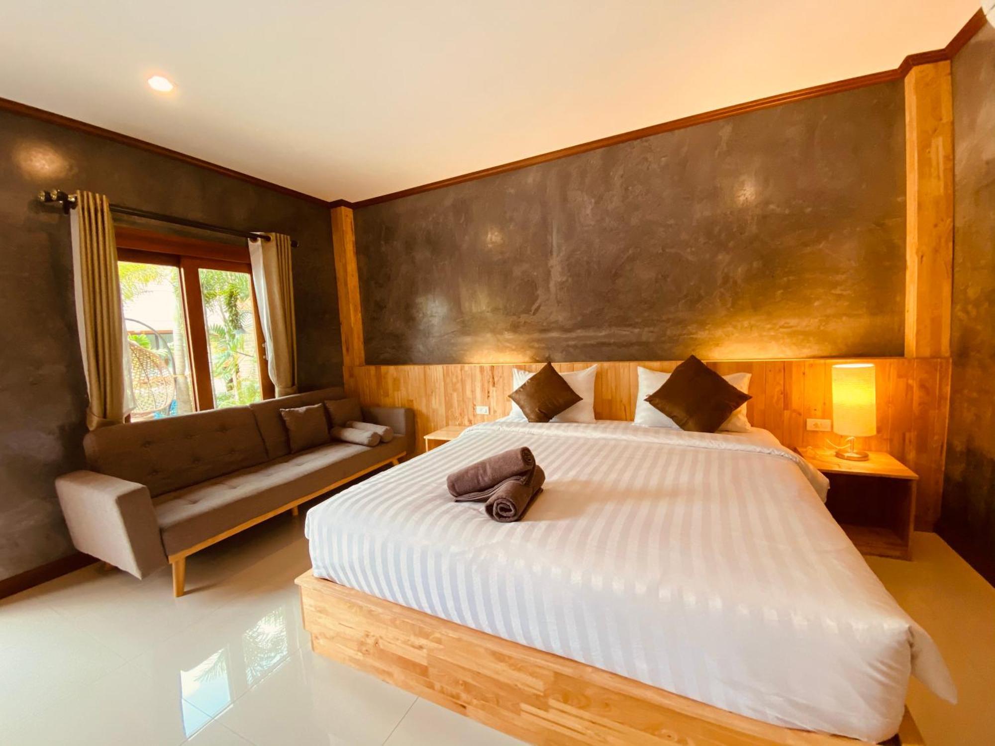 Paradise Land Pattaya