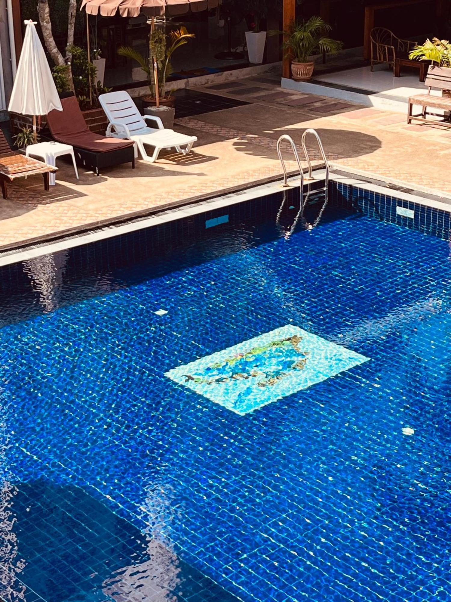 Hotel Paradise Land