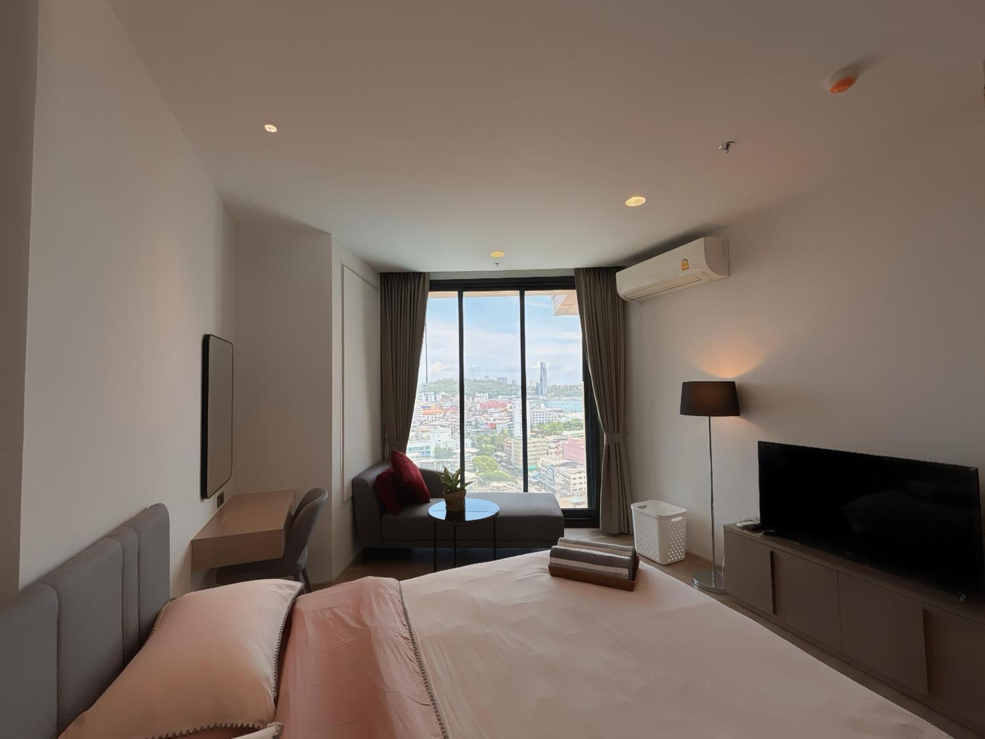 Edge Oasis * Pattaya