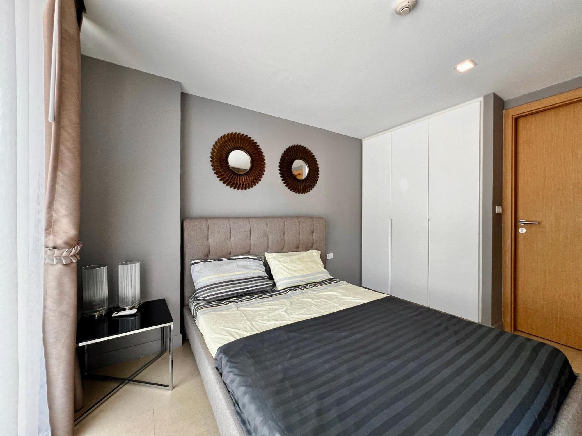 The Aurora Praatumnak - Luxury Two Bedroom Near The Sea Pattaya