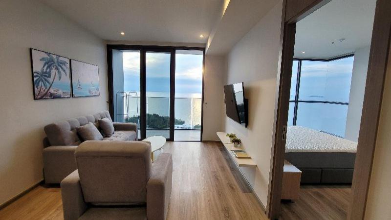 Apartment Andromeda By Feng