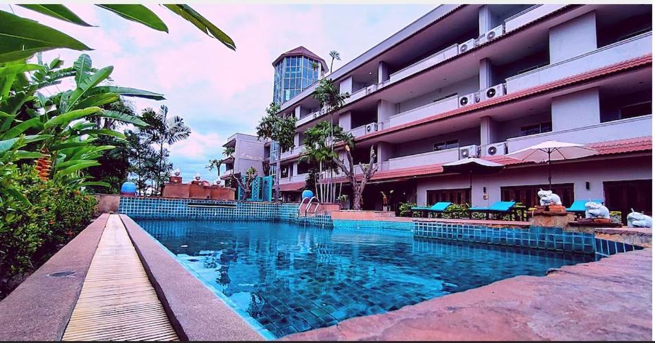Gazebo Resort, รีสอร์ท