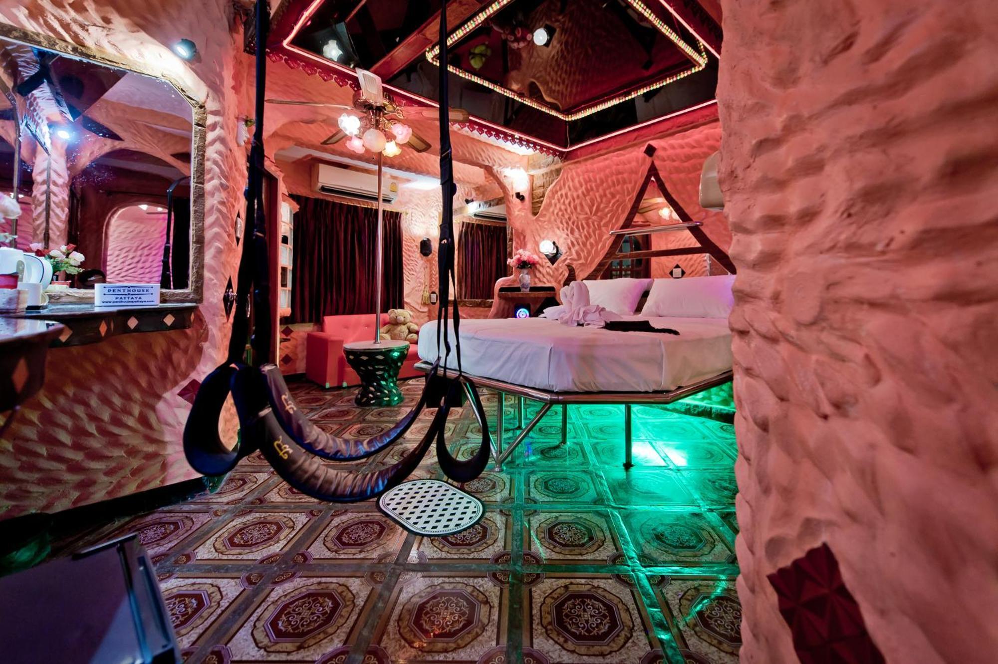 Penthouse 3*