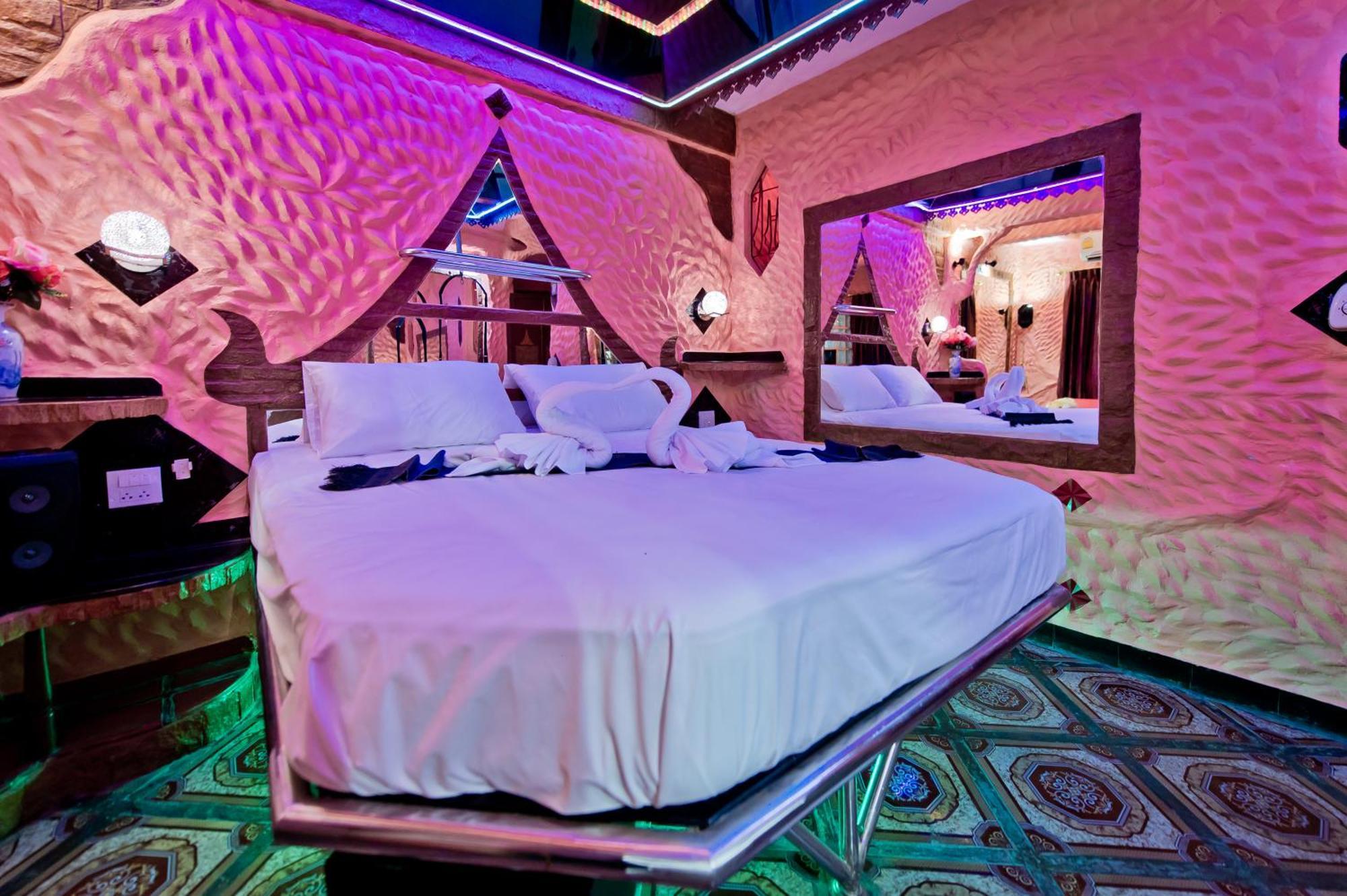 Penthouse 3*