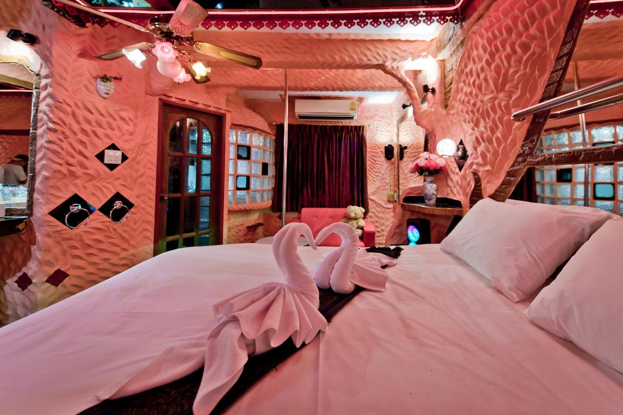Hotel Penthouse 3*