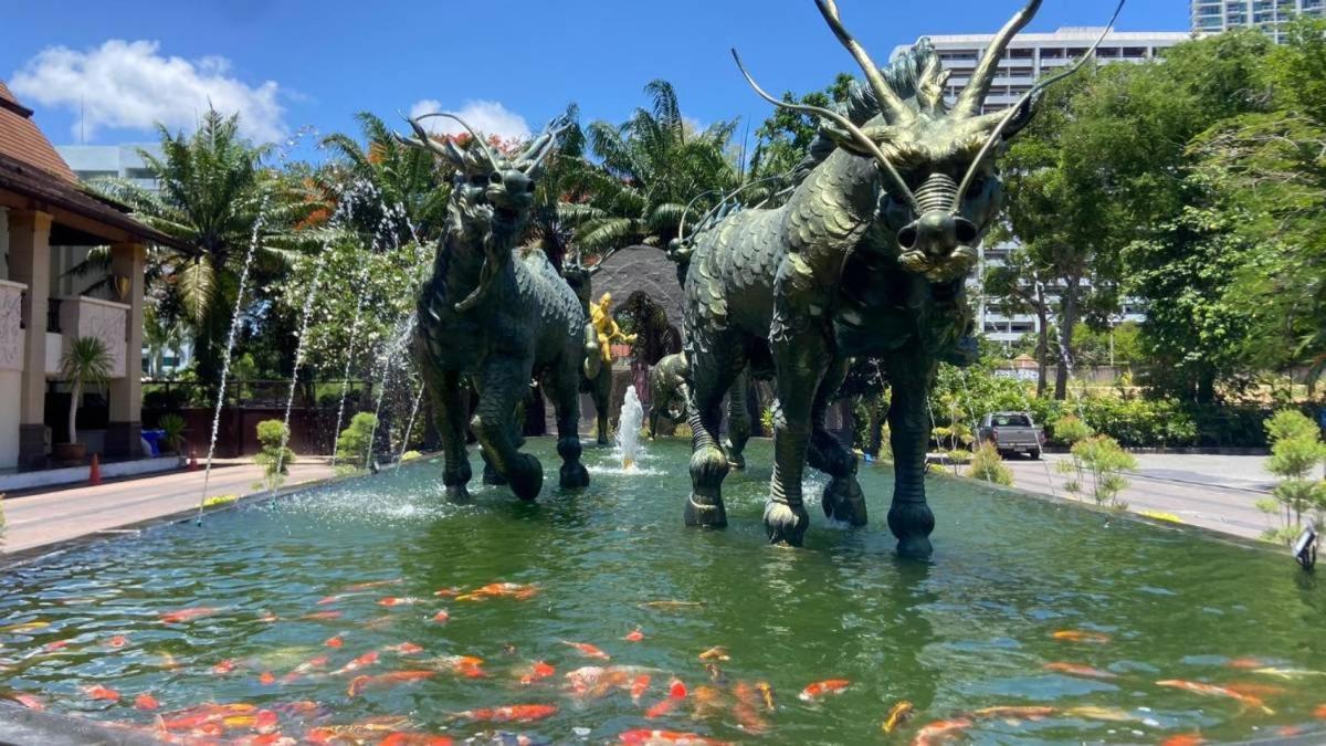 Resort Garden Cliff And Pattaya