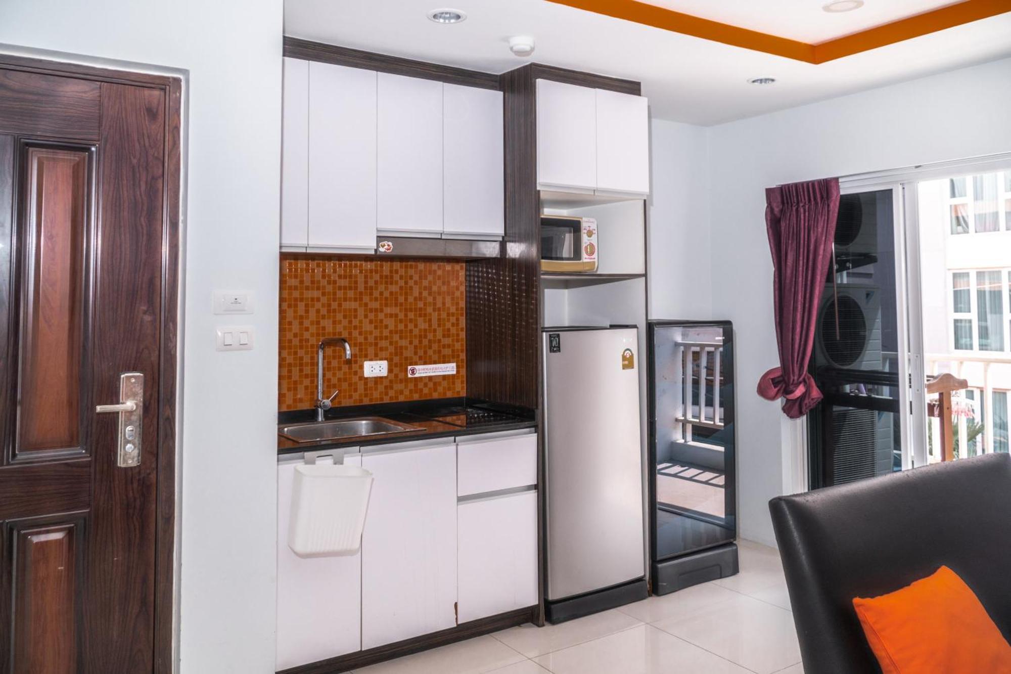 New Nordic 5 By Apartwell Apartment Pattaya