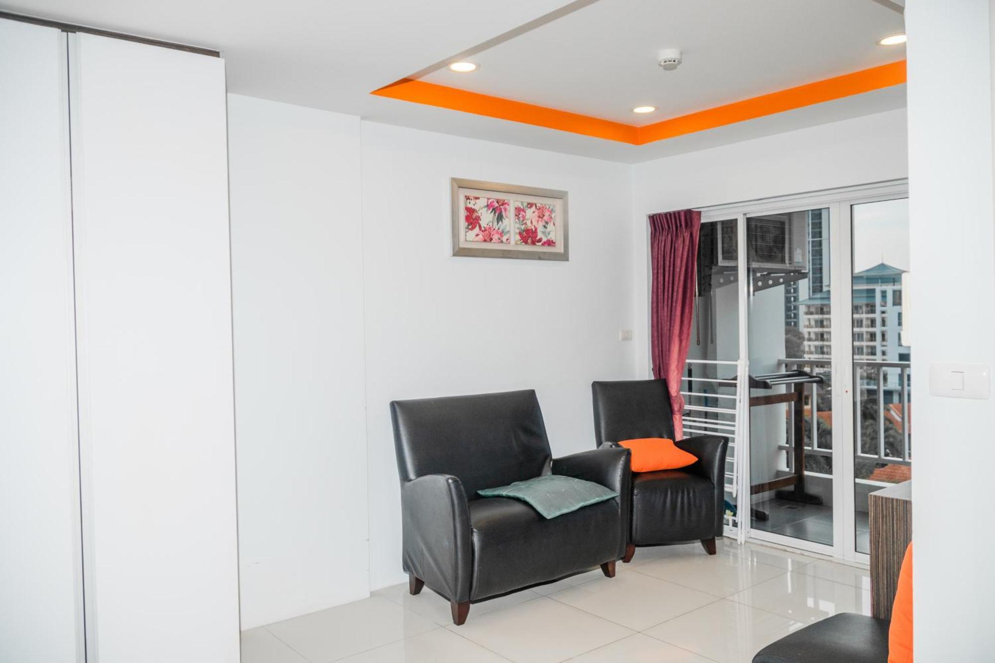 New Nordic 5 By Apartwell Apartment Pattaya