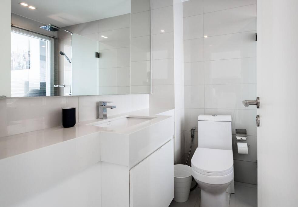 Apartment New In Downtown Pattaya